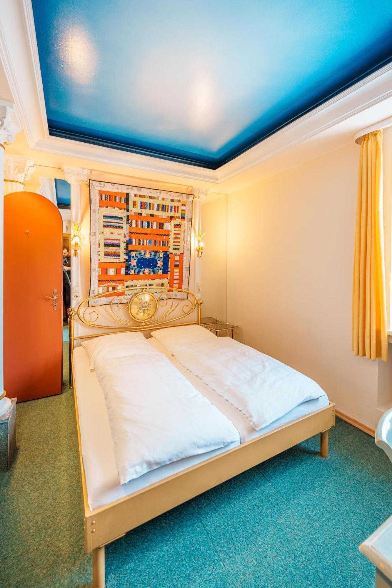 Hotel Plankl Altötting Buitenkant foto