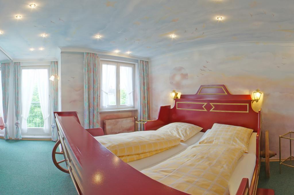 Hotel Plankl Altötting Buitenkant foto